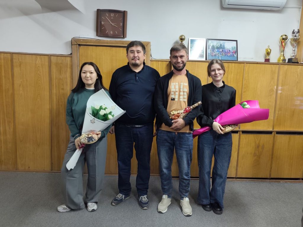 Поздравление Төрага КОС и КОГ с Днём сурдопереводчика