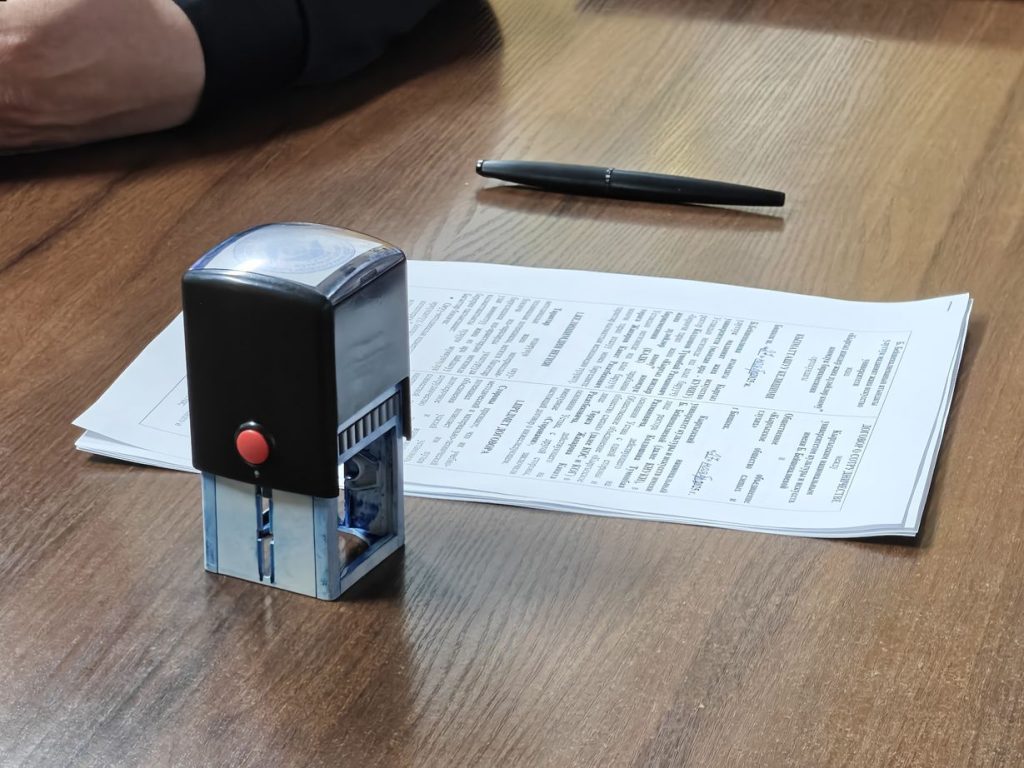 КНУКИ и КОС и КОГ подписали договор о сотрудничестве